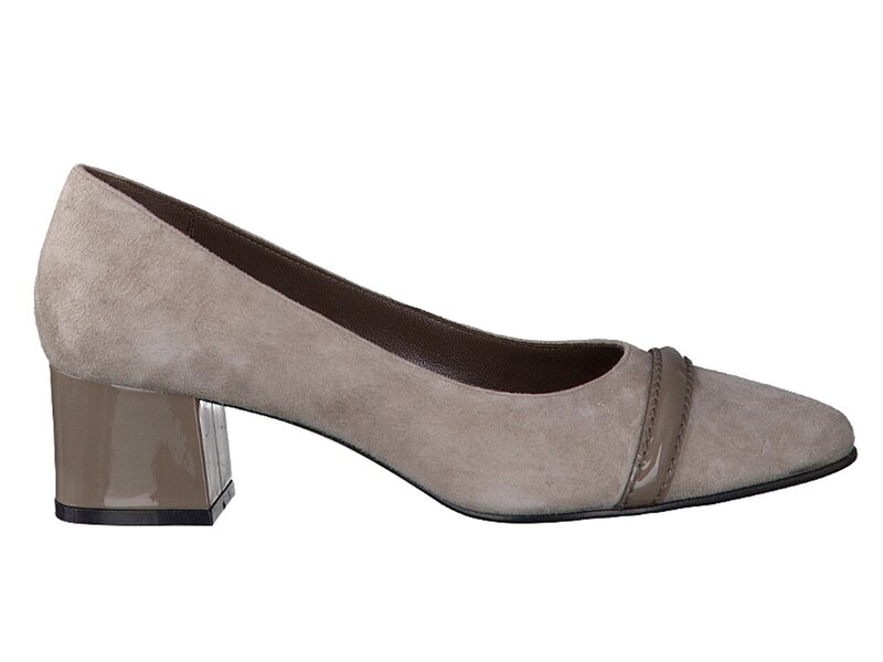 Voltan Pumps Taupe