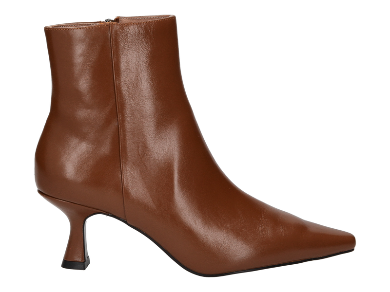 Bibi Lou Boot With Heel Cognac