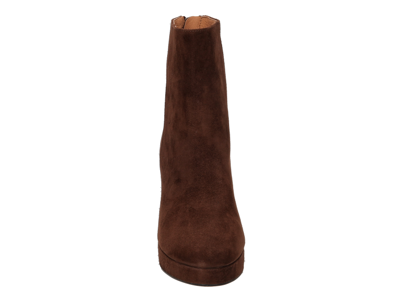 Lola Cruz Boot With Heel Brown