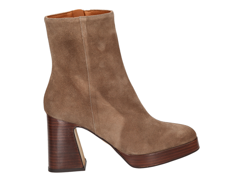 Angel Alarcon Boot With Heel Taupe