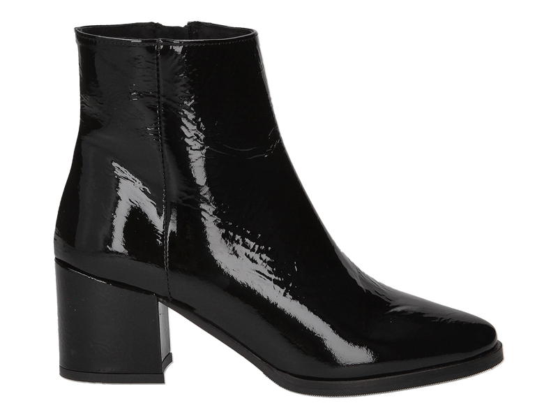 Debutto Donna Boot With Heel Black