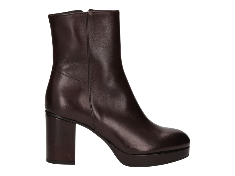 Triver Flight Boot With Heel Brown