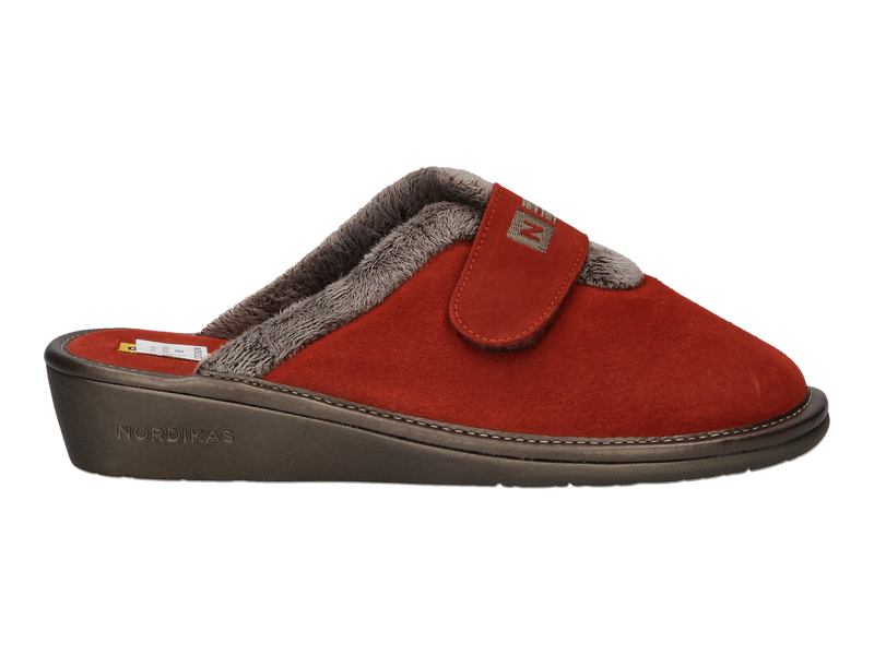 Bekijk product 'Nordikas Pantoffels Rood' Nordikas Pantoffels Rood
