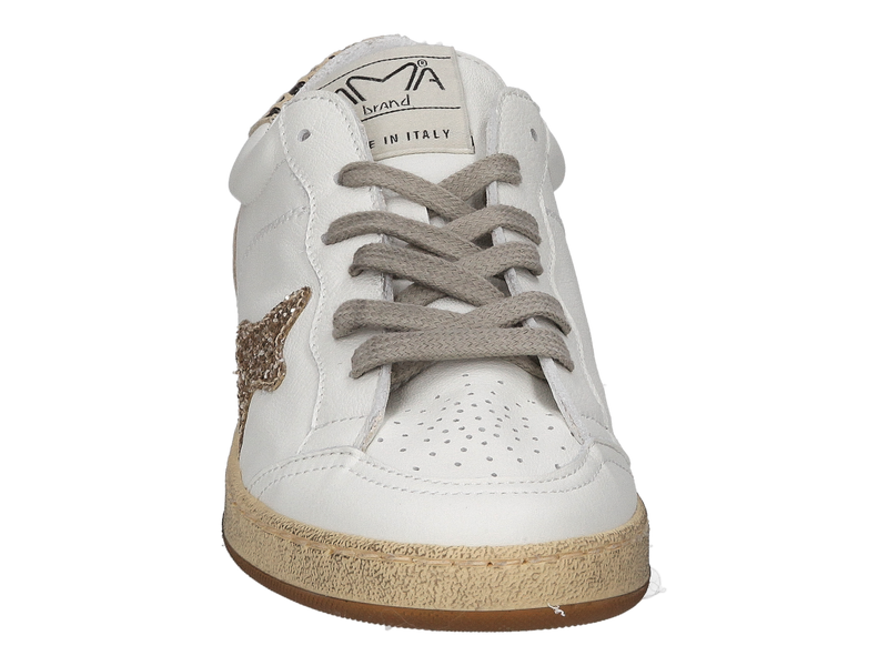 Ama Brand Sneakers White