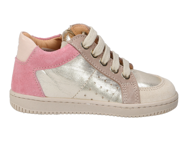 Voir le produit 'Ocra Baskets Or' (en anglais) Ocra Baskets Or