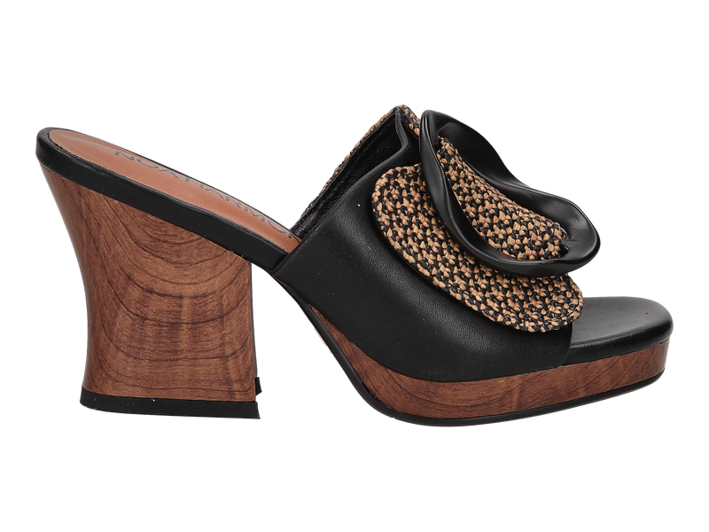 Noa Harmon Mules Black