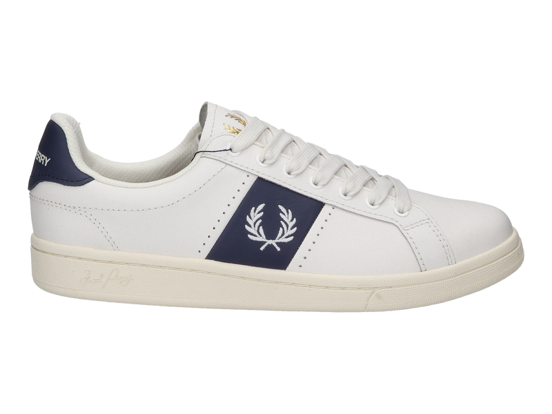 Fred Perry Baskets Off White