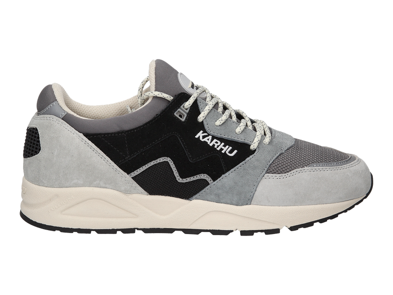 Karhu Baskets Gris