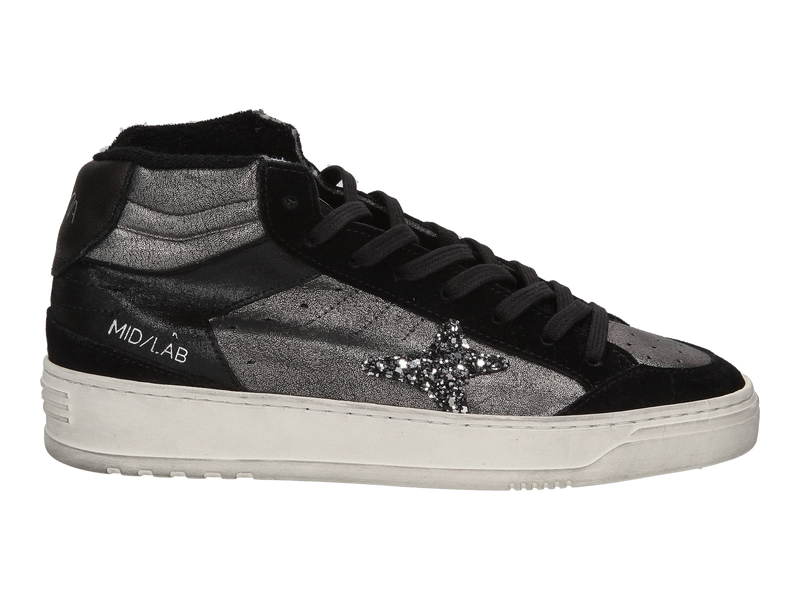 Ama Brand Sneakers Black