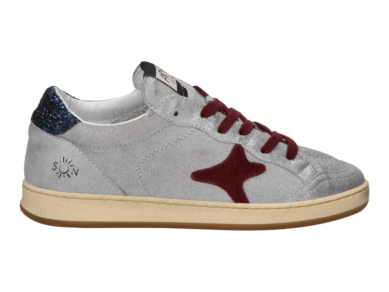 Ama Brand Sneakers Zilver