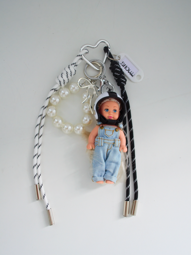 Shouia Keychains Black