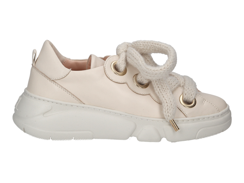 Bekijk product 'Agl Sneakers Off White' Agl Sneakers Off White