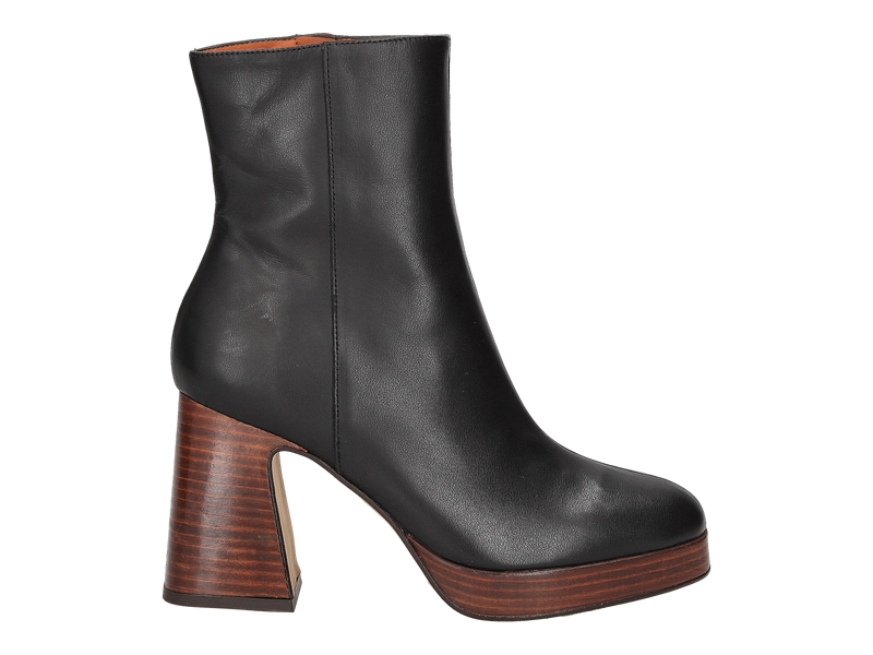 Angel Alarcon Ankle Boots Black