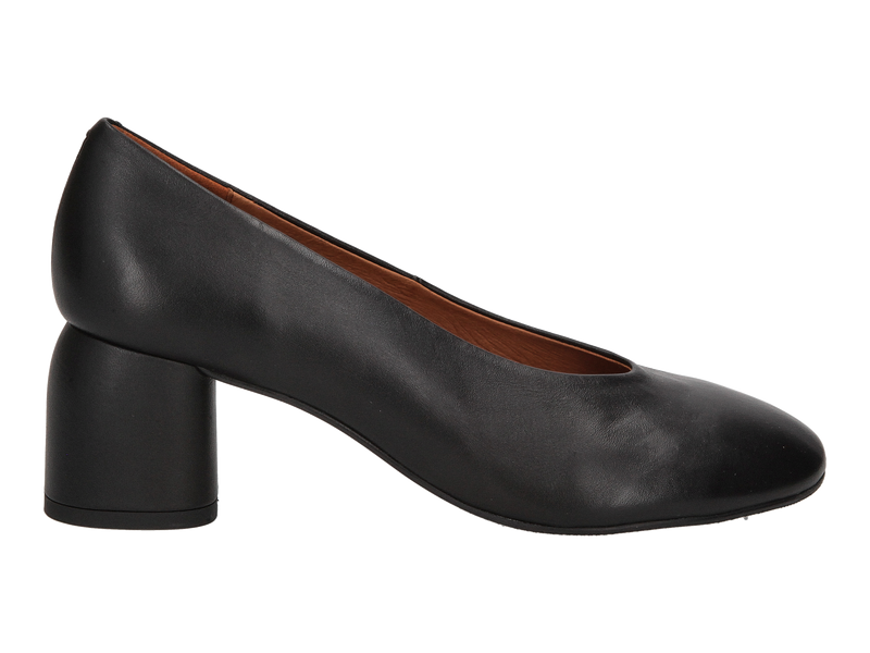 Angel Alarcon Pumps Black