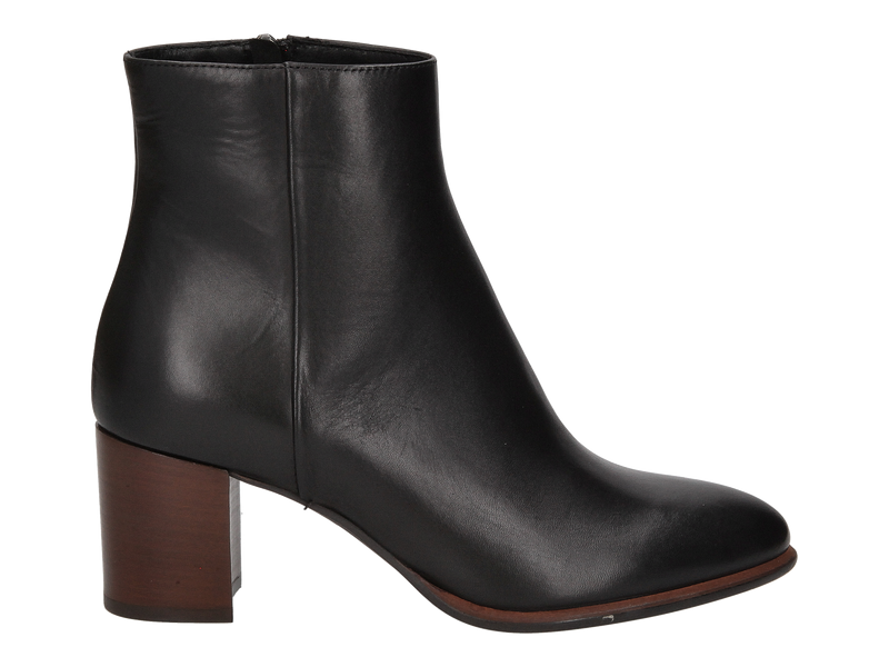 Verduyn Boot With Heel Black