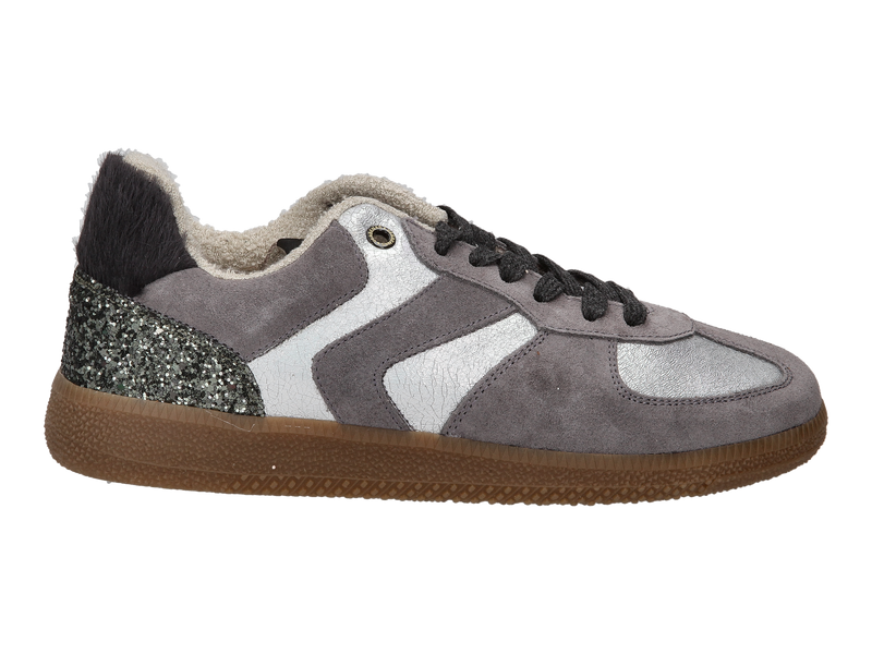 Voir le produit 'Verbenas Baskets Argent' (en anglais) Verbenas Baskets Argent