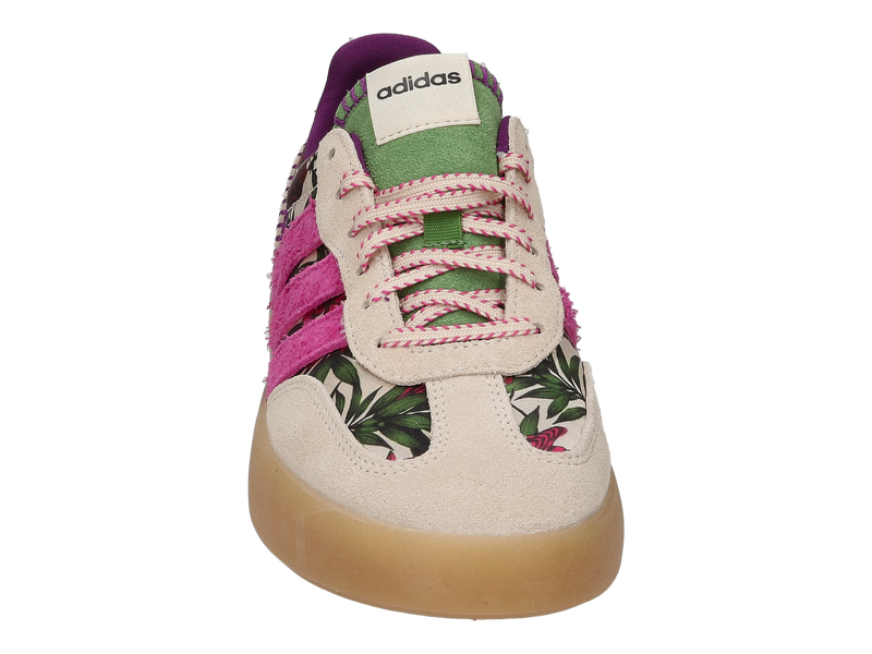 Voir le produit 'Adidas Baskets Rose' (en anglais) Adidas Baskets Rose