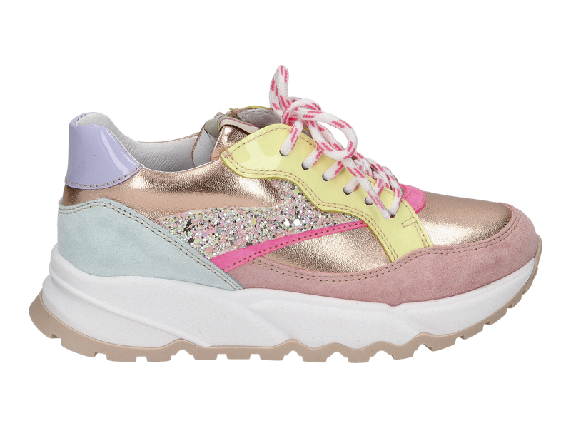 Voir le produit 'Romagnoli Baskets Rose' (en anglais) Romagnoli Baskets Rose