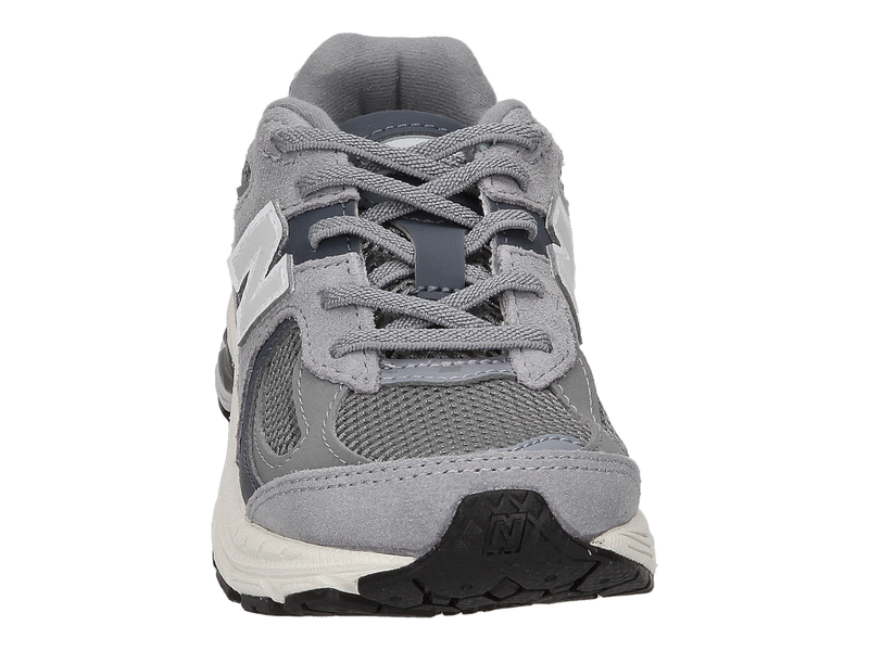 Voir le produit 'New Balance Baskets Gris' (en anglais) New Balance Baskets Gris