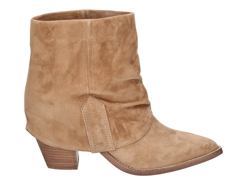 Julie Dee Boot With Heel Camel