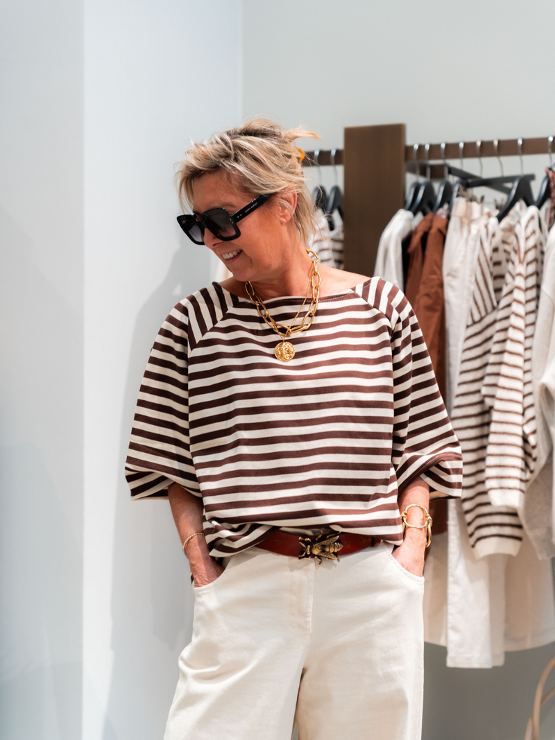 Black Rose T-shirts Brown