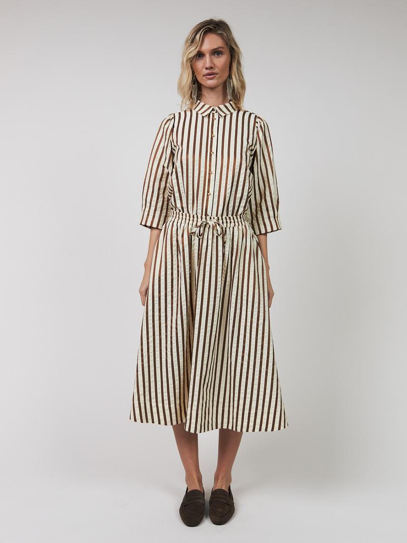 Voir le produit 'Lollys Laundry Blouses Brun' (en anglais) Lollys Laundry Blouses Brun