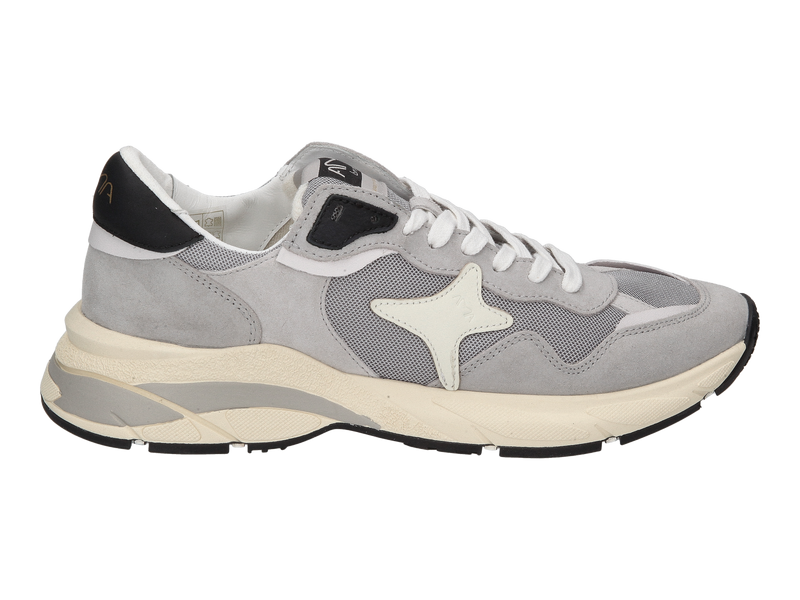 Bekijk product 'Ama Brand Sneakers Grijs' Ama Brand Sneakers Grijs