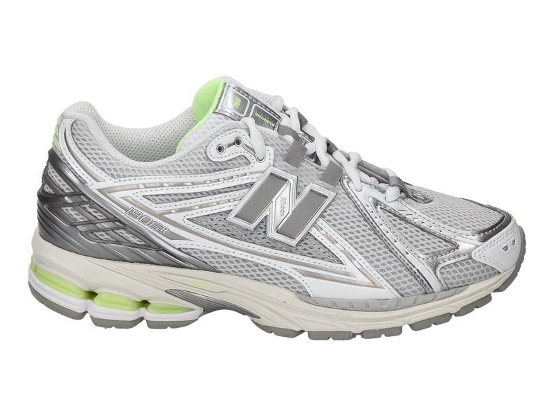 New Balance Sneakers Gray