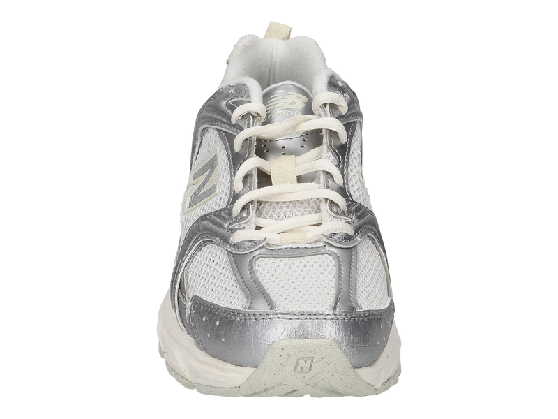 New Balance Sneakers Silver