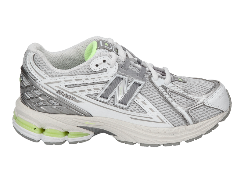 New Balance Sneakers Silver