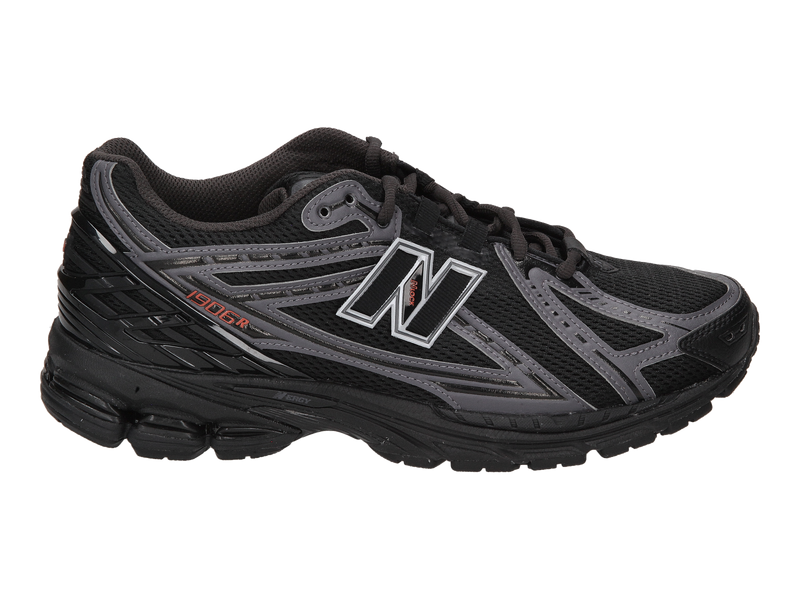 New Balance Sneakers Black