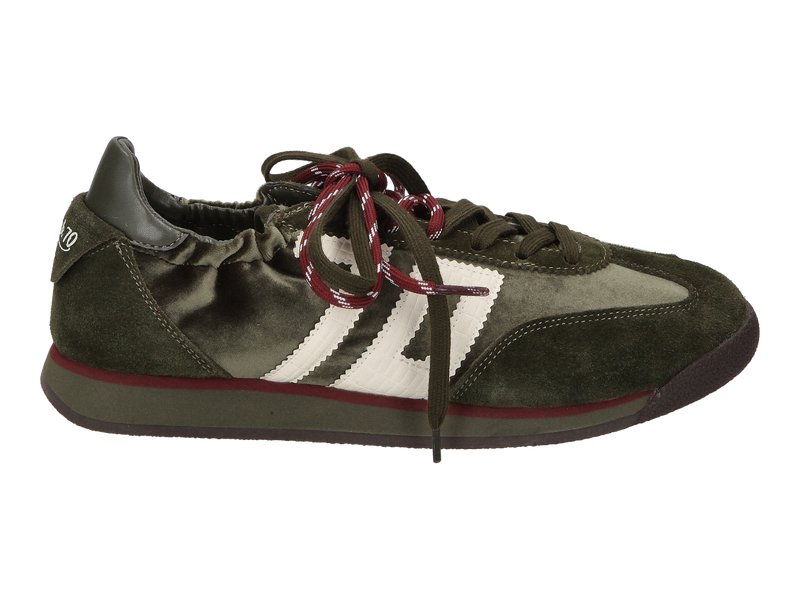 Voir le produit 'Back 70 Baskets Vert' (en anglais) Back 70 Baskets Vert