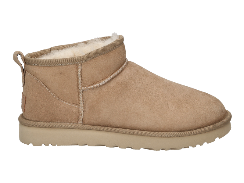 Voir le produit 'Ugg Bottines Beige' (en anglais) Ugg Bottines Beige