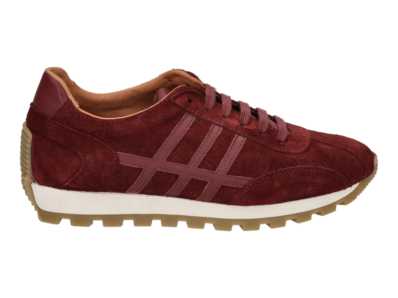 Voir le produit 'Belang Baskets Bordeaux' (en anglais) Belang Baskets Bordeaux