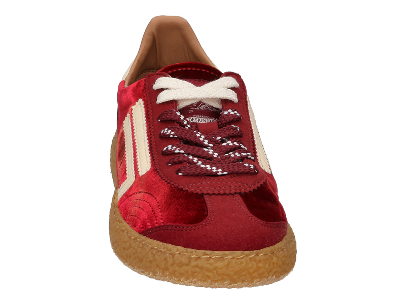 Voir le produit 'Puraai Baskets Bordeaux' (en anglais) Puraai Baskets Bordeaux