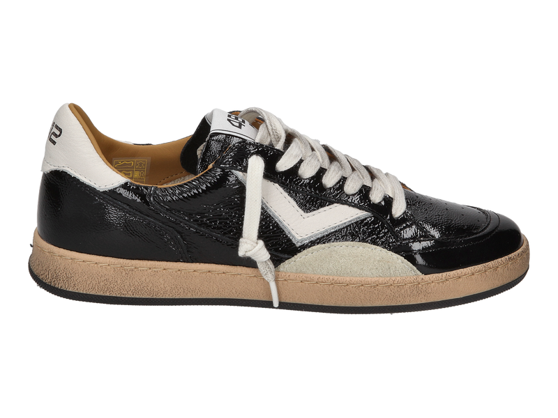 Voir le produit '4b12 Baskets Noir' (en anglais) 4b12 Baskets Noir