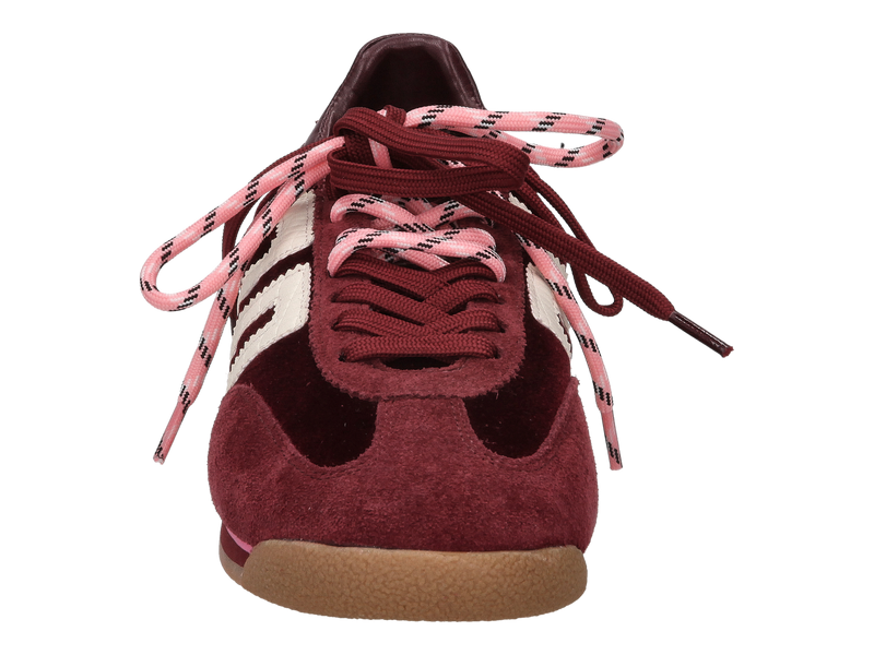 Voir le produit 'Back 70 Baskets Bordeaux' (en anglais) Back 70 Baskets Bordeaux
