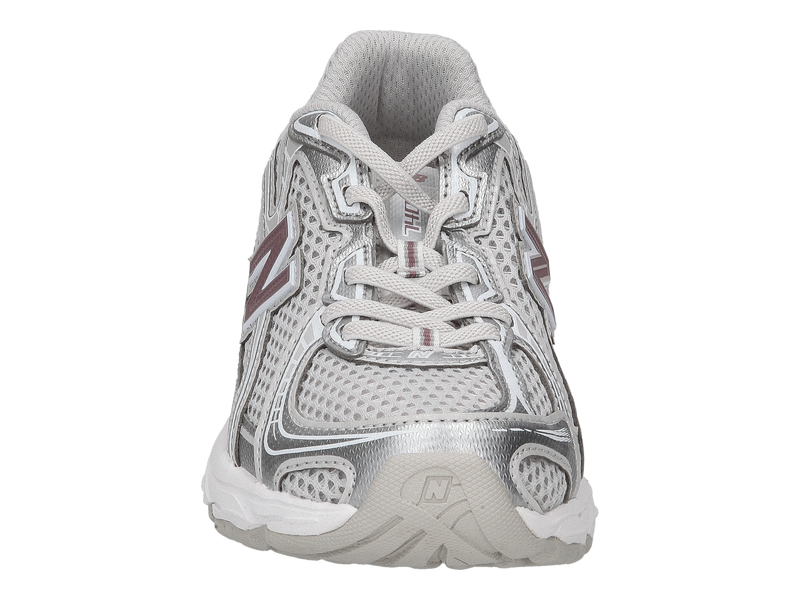 View product 'New Balance Sneakers Silver' New Balance Sneakers Silver