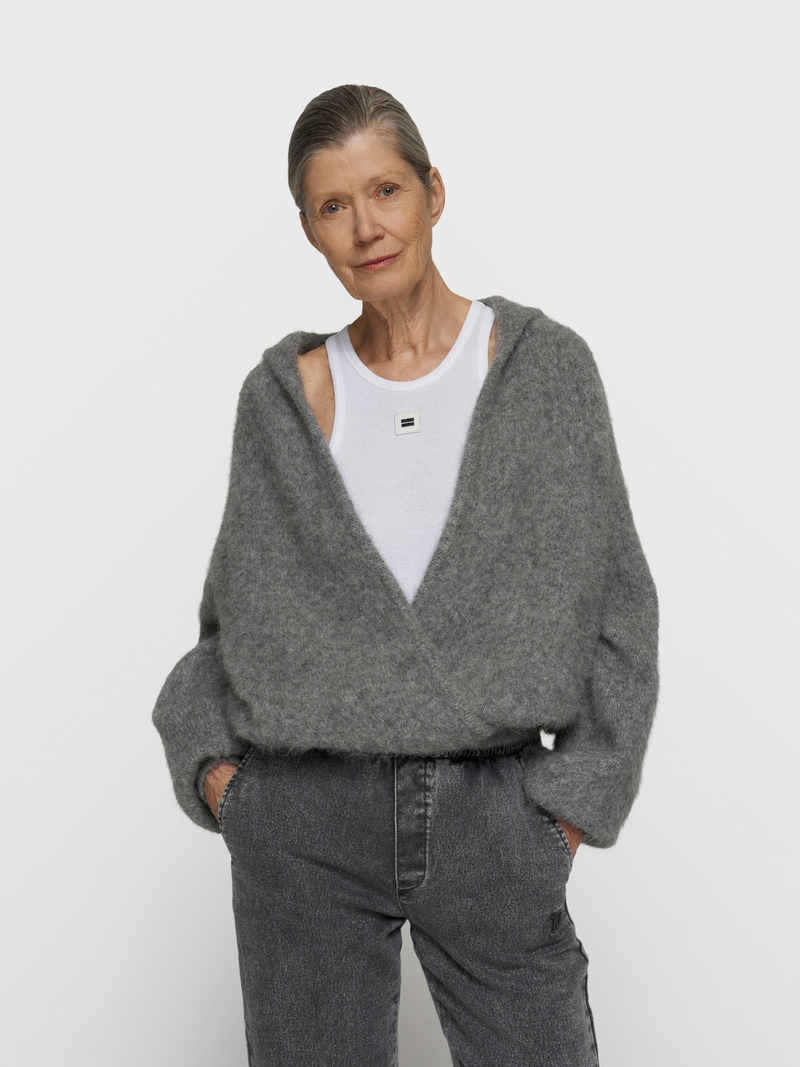 Voir le produit '10 Days Pulls Gris' (en anglais) 10 Days Pulls Gris