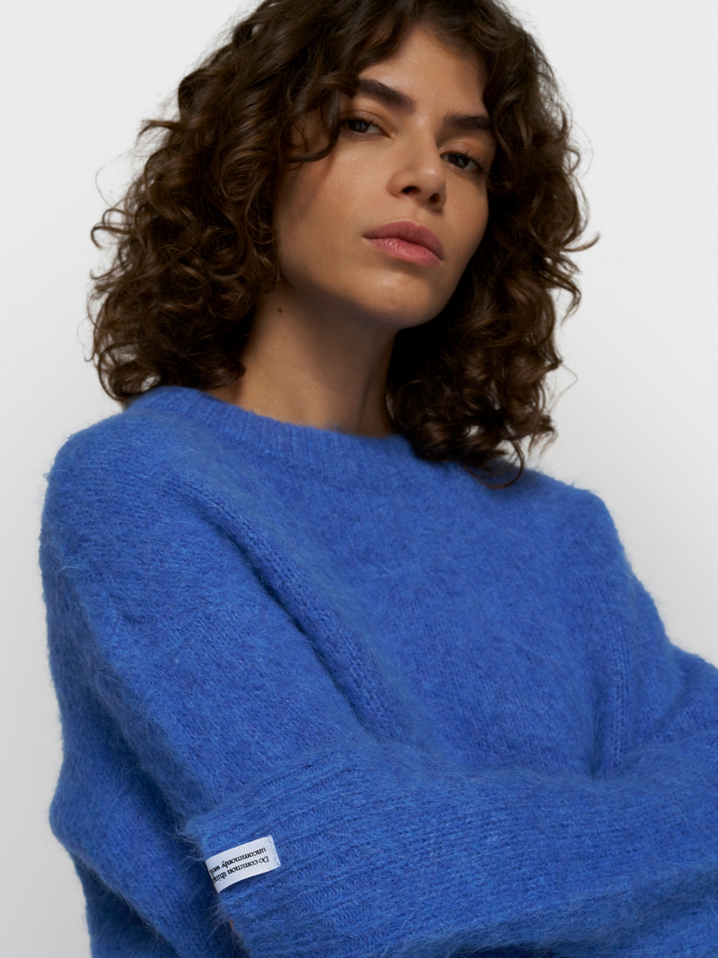 Voir le produit '10 Days Pulls Bleu' (en anglais) 10 Days Pulls Bleu