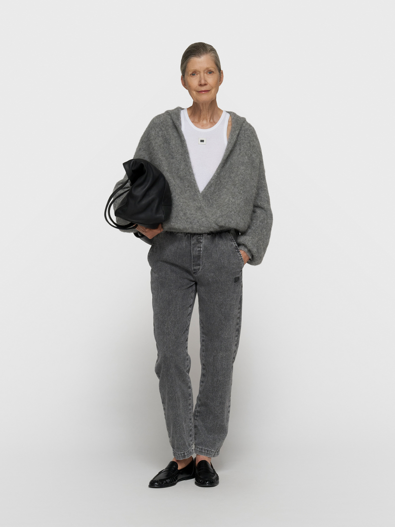 Voir le produit '10 Days Pulls Gris' (en anglais) 10 Days Pulls Gris