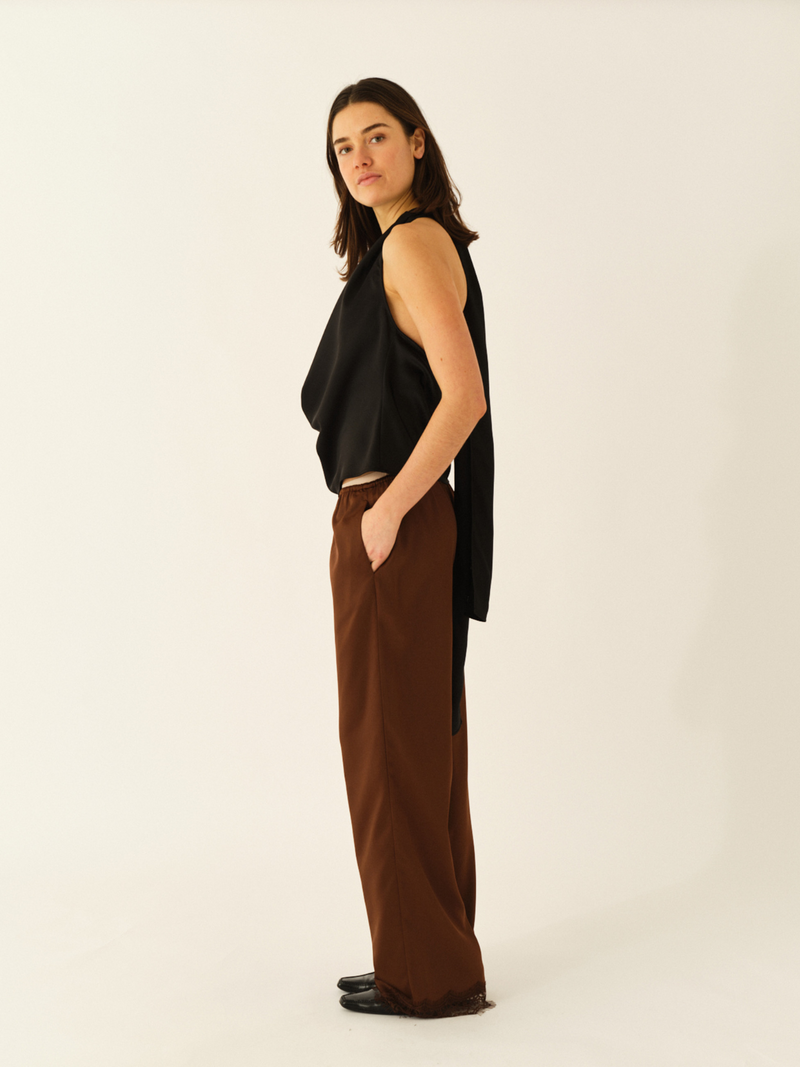 Voir le produit 'Designers, Remix Tops Noir' (en anglais) Designers, Remix Tops Noir
