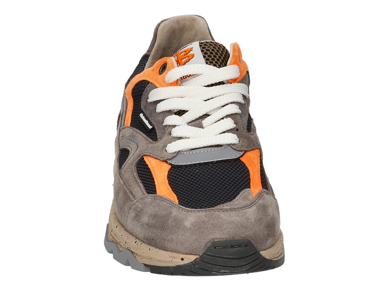 Voir le produit 'Floris Van Bommel Baskets Taupe' (en anglais) Floris Van Bommel Baskets Taupe