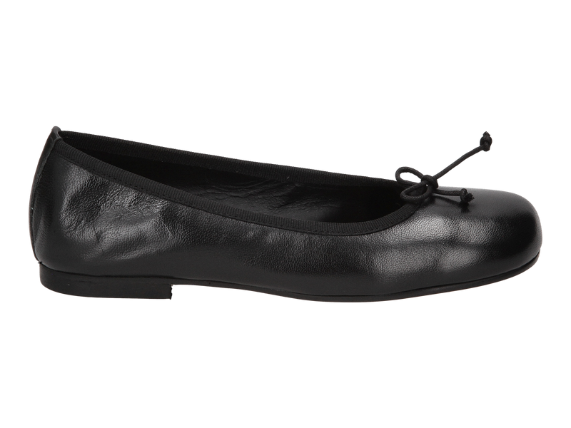 Voir le produit 'Cara Rosa Ballerines Noir' (en anglais) Cara Rosa Ballerines Noir