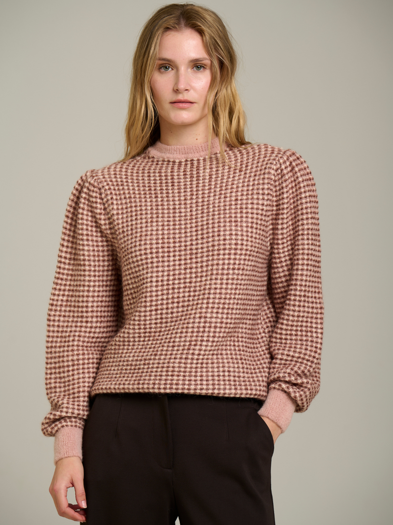 View product 'Sita Murt Pullovers Rose' Sita Murt Pullovers Rose
