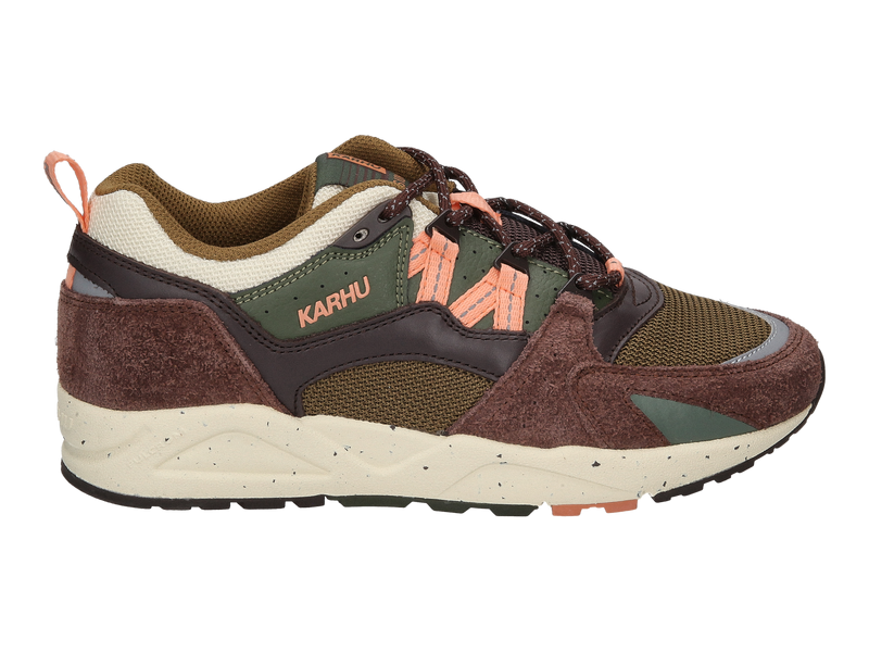 Voir le produit 'Karhu Baskets Brun' (en anglais) Karhu Baskets Brun