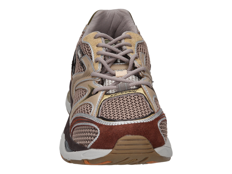 Voir le produit 'Etonic Baskets Or' (en anglais) Etonic Baskets Or