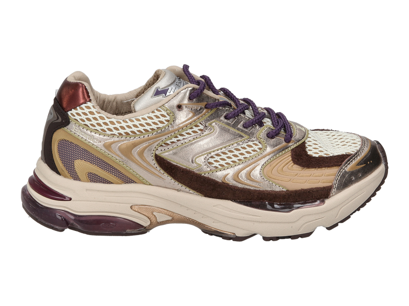 Voir le produit 'Etonic Baskets Or' (en anglais) Etonic Baskets Or