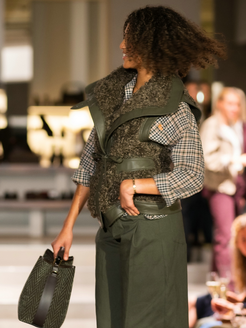 Leon & Harper Gilets Sans Manches Kaki