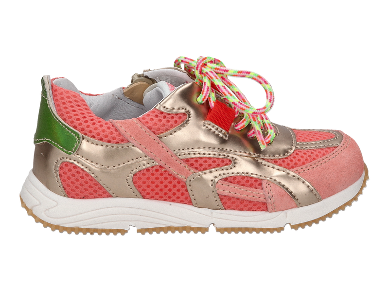 Voir le produit 'Romagnoli Baskets Rouge' (en anglais) Romagnoli Baskets Rouge